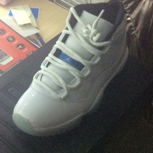 Jordan 11’s Limited Edition Legend Blue